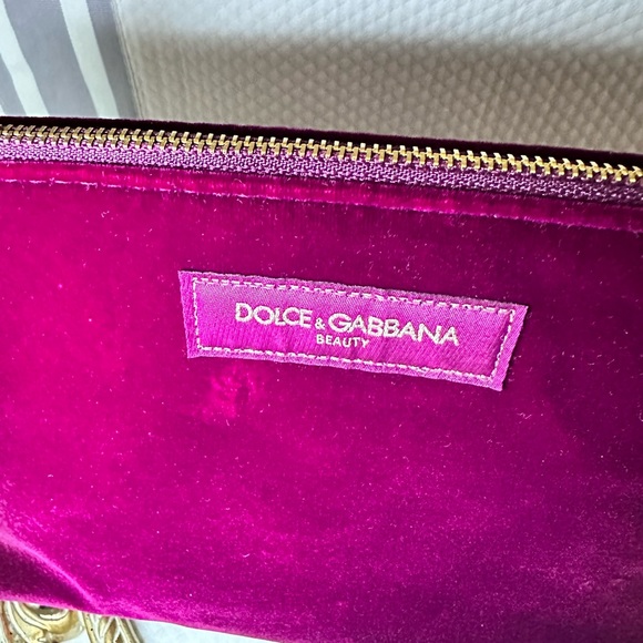 NEW Dolce and Gabbana Velvet Bag - Picture 4 of 8